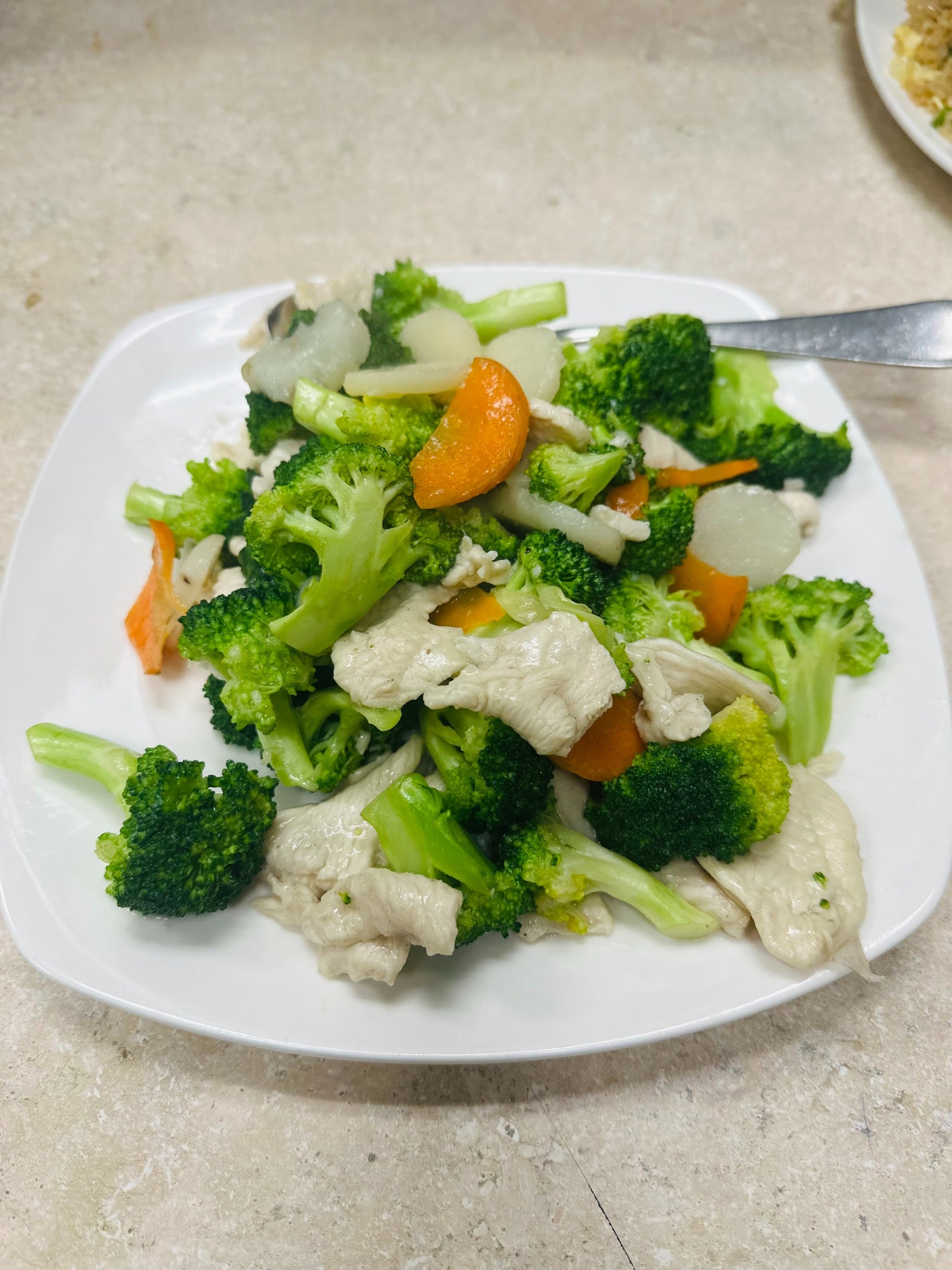 Chicken w/ Broccoli 芥兰鸡| Rose Garden Chinese Restaurant